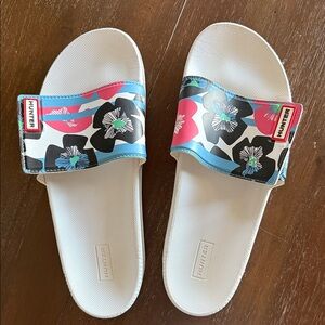 Hunter Slide Sandals